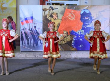 РДК им. Р.В. Негребецкого посвятил концерт тем, кто сейчас находится на боевом задании, и тем, кому предстоит защищать Родину.