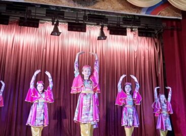 Хореографический коллектив детской школы искусств пос. Гигант «Калейдоскоп» завоевал гран-при
