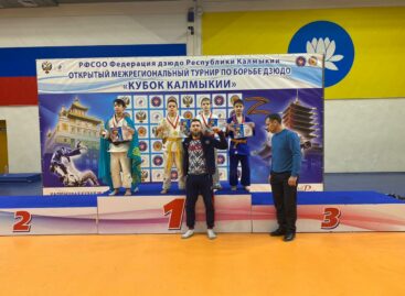 Три первых: сальские дзюдоисты отлично выступили в Элисте.