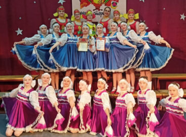 С «Коробейниками» и «Деревенской пляской»: учащиеся школы искусств имени Еждика «зажгли» на фестивале-конкурсе народного творчества