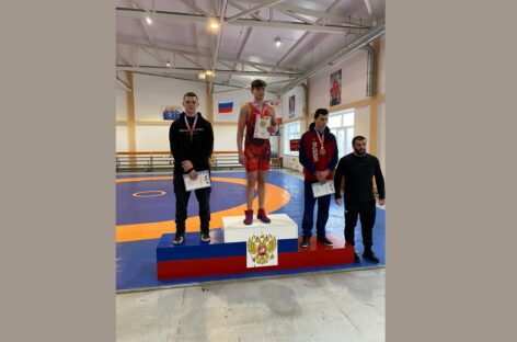 Сальский борец взял «серебро» первенства Дона