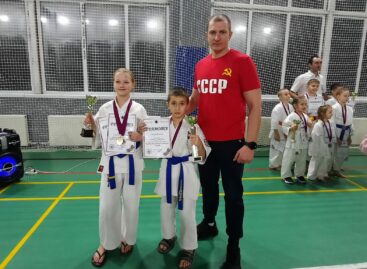 Ката и кумитэ: сальские спортсмены заняли первые места в Ставрополе