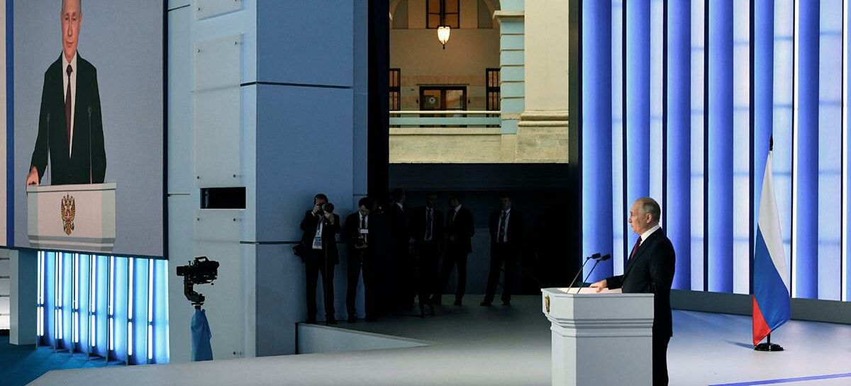 Донской политолог Дмитрий Абросимов назвал жизненно необходимым решение российского президента о создании Государственного фонда по поддержке ветеранов специальной военной операции