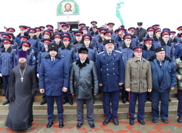 Первокурсников Сальского казачьего кадетского профессионального лицея посвятили в кадеты