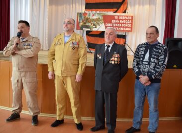 В памятные дни, связанные с Днём воина-интернационалиста, ветераны боевых действий пообщались с учащимися школ № 3,5 и 51