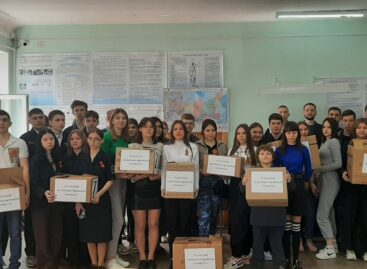Волонтёрская группа #ВМЕСТЕСИЛЬНЕЕ готовит к отправке на Донбасс очередную партию гуманитарной помощи