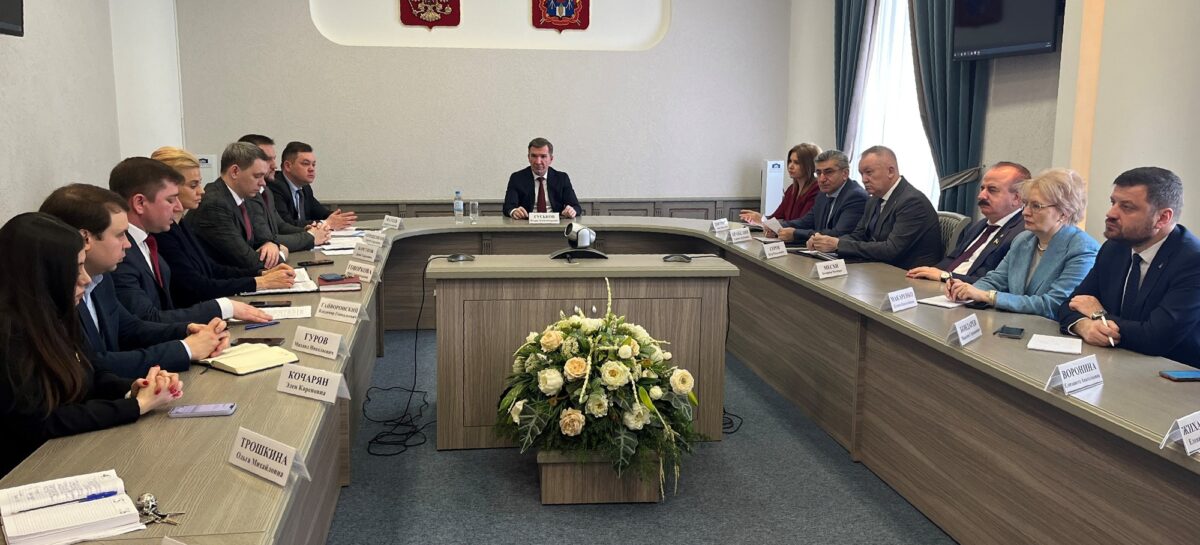 На Дону запланировано около 100 крупных мероприятий, посвященных Году педагога и наставника