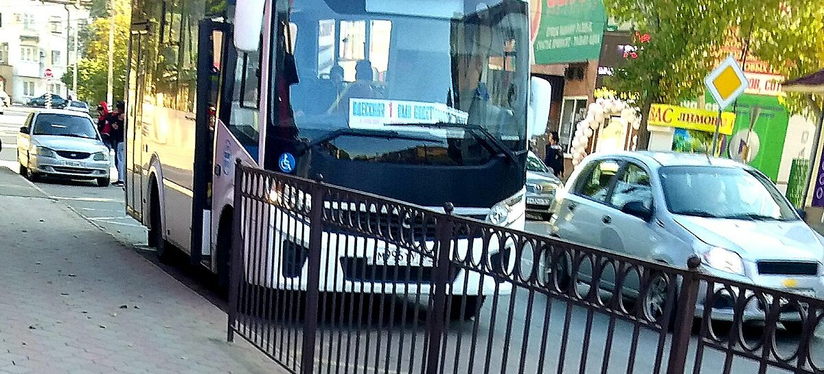 Стоимость одной поездки в городском автобусе по маршрутам № 1, 2, 3, 4, 7 и 9 в   Сальске с 24 марта —  35 рублей