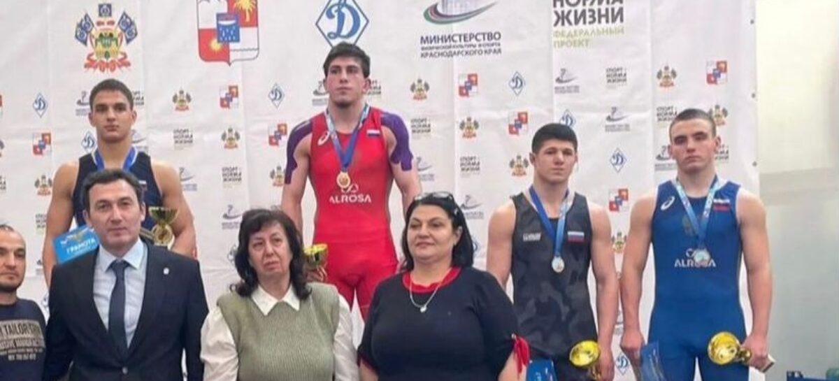 Сальский борец стал бронзовым призёром в Сочи