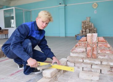 Студент Сальского индустриального техникума Алексей Лунёв занял второе место в отборочном туре регионального чемпионата профессионального мастерства «Абилимпикс-2023»