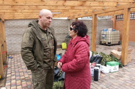 В тылу — с верой в Победу: сальские работники культуры и образования объединились в помощи бойцам СВО