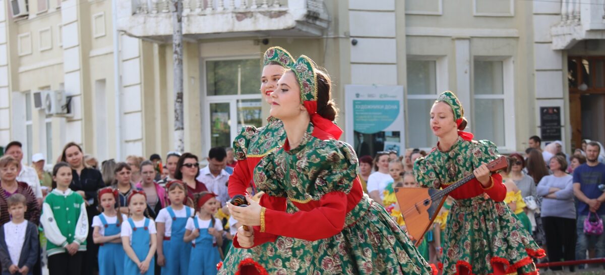 Сирень, «Гений места» и духоборцы: художественный музей им. В.К. Нечитайло присоединился к всероссийской акции
