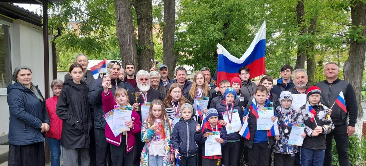 В клубе «Белая ладья» парка культуры и отдыха прошел праздничный турнир по шахматам, посвященный Дню Победы