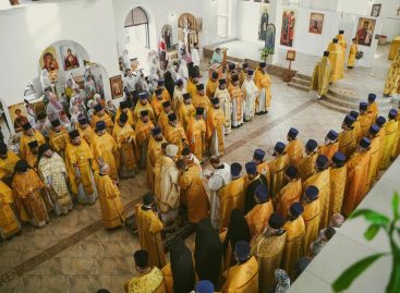В храме Кирилла и Мефодия в Сальске состоялось Соборное богослужение Волгодонсокой и Сальской епархии