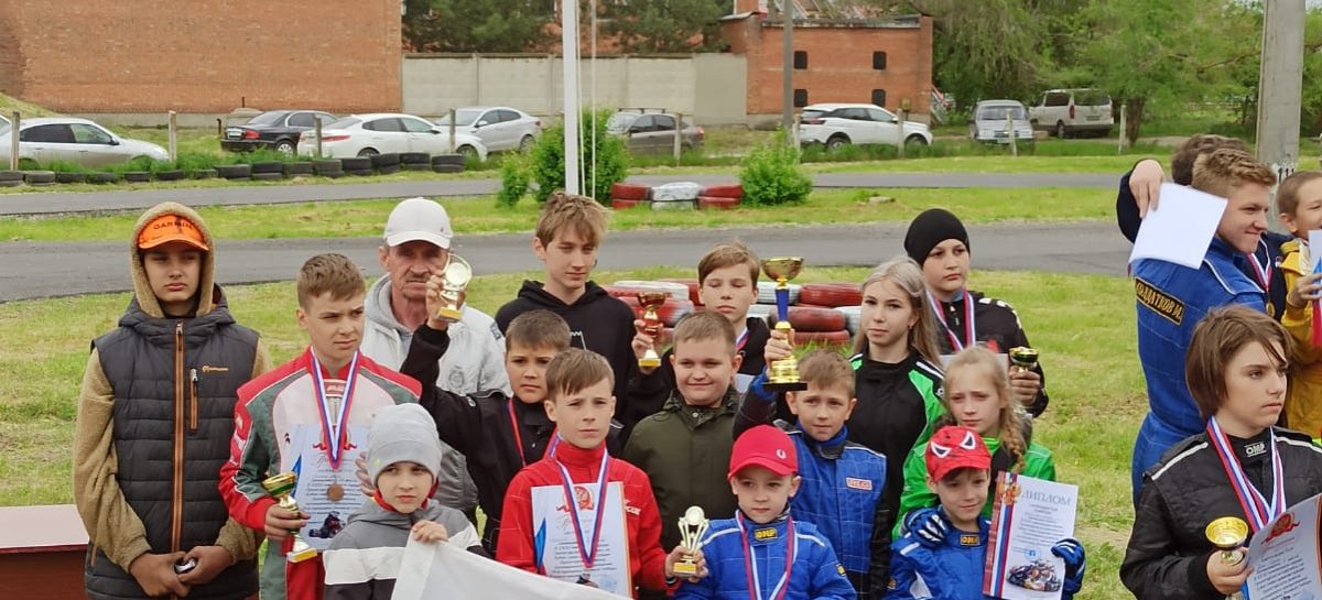 Чемпионат в Пролетарске: сальчане приняли участие в открытом ХХХI чемпионате города Пролетарска по картингу