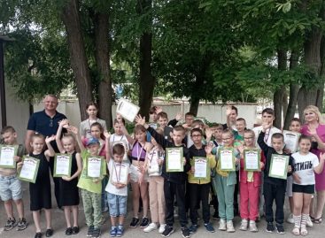 В Международный день защиты детей проведен детский праздничный турнир по шахматам