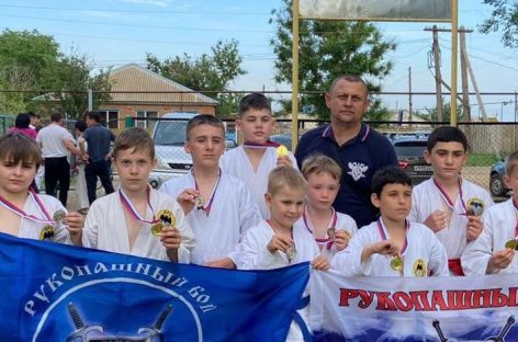 «Боец»: снова — на пьедестале: воспитанники Виталия Зайцева завершили спортивный сезон с прекрасными результатами