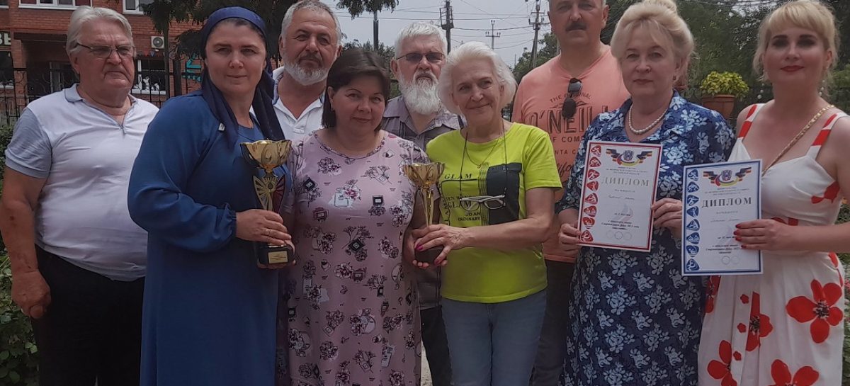 У наших — «золото» и «серебро»: соревнования по шахматам и шашкам прошли в спортивном зале школы № 2 города Цимлянска