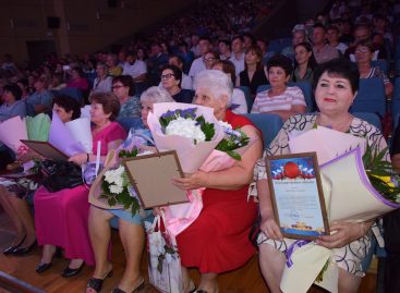 В преддверии нового учебного года педагоги собрались на августовскую педконференцию