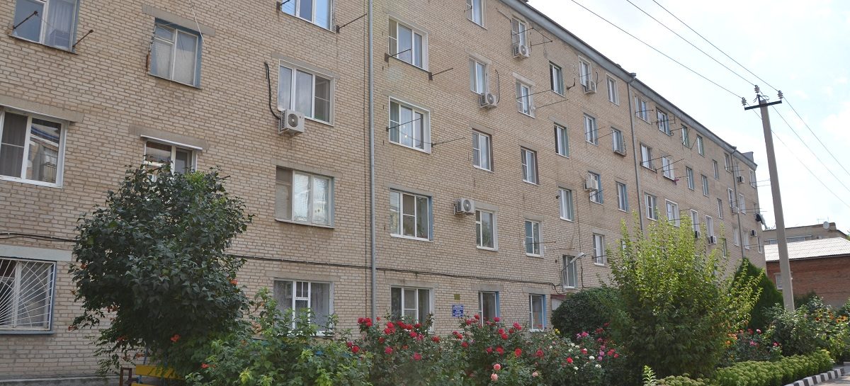Собственники помещений в многоквартирных домах теперь не смогут менять управляющую компанию чаще одного раза в год