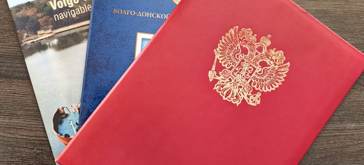 Житель Сальского района угрожал сотруднику полиции