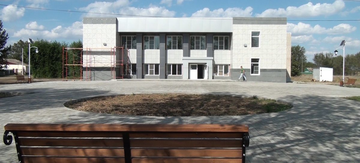 Ну шикарный же вид: в Бараниках капитальный ремонт культурного центра села выполнен на 90%