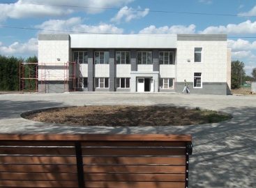 Ну шикарный же вид: в Бараниках капитальный ремонт культурного центра села выполнен на 90%