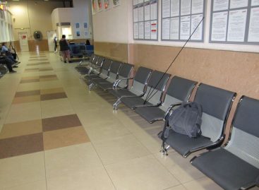 На пригородном вокзале Ростова-на-Дону транспортные полицейские раскрыли кражу по горячим следам