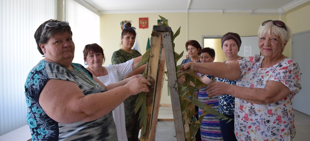 «Русский мир» теперь и в Сеятеле: в посёлке открыли филиал волонтерского движения Анны Уваровой