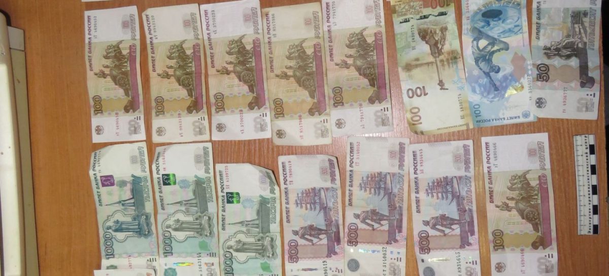 В Ростове-на-Дону сотрудники транспортной полиции по горячим следам раскрыли кражу личных вещей