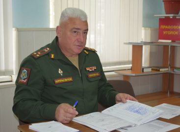 На СВО не отправят: в Сальском районе работает призывная комиссия