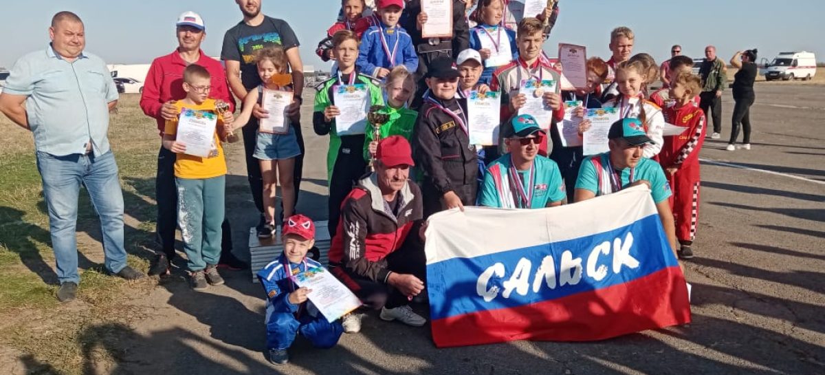 Первое общекомандное: состоялся открытый чемпионат по картингу на Кубок главы администрации Сальского городского поселения