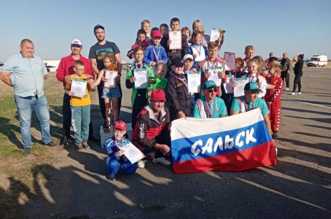 Первое общекомандное: состоялся открытый чемпионат по картингу на Кубок главы администрации Сальского городского поселения