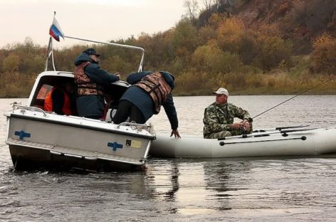 Жителей Сальского района призывают быть осторожными на осенней рыбалке