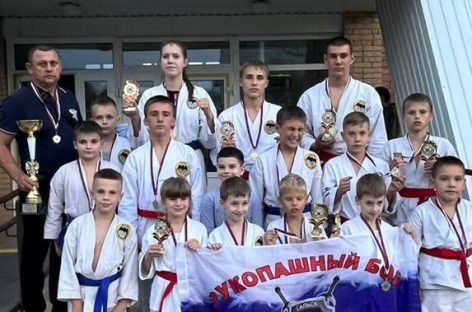 «Бронза» в Элисте: сальские спортсмены привезли награды с очередного турнира
