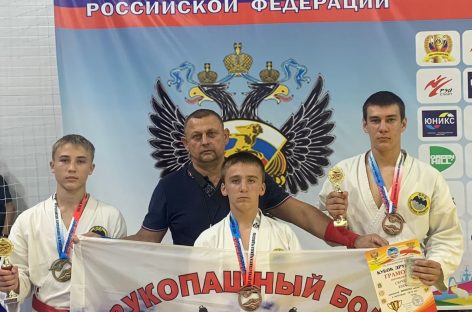 На «Лиге победителей»: в Ставрополе состоялся всероссийский фестиваль среди юношей и девушек 10-11 лет по рукопашному бою