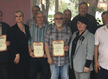 В Сальске прошёл турнир ветеранов по шахматам