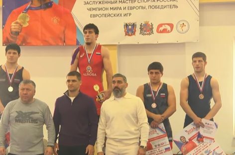 «Серебро» — из столицы Дона: в Ростове-на-Дону прошёл всероссийский турнир по греко-римской борьбе