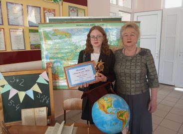 Наставник победительницы популярнейшего конкурса «Большая перемена» Ангелины Ходосок призывает коллег и их учеников участвовать в проекте