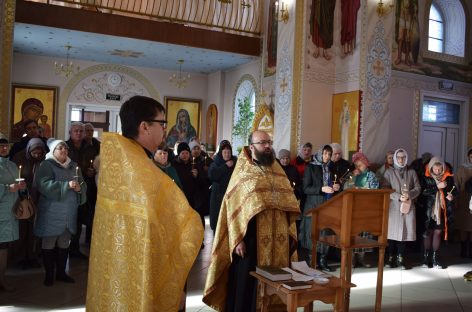 В Сальске прошёл молебен во здравие воинов и о защите Отечества