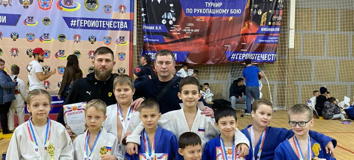 Воспитанники Александра Работы с успехом завершили свой спортивный год