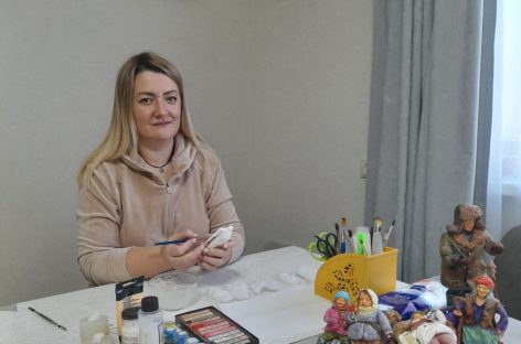 Ватная сказка Ольги Костыриной: жительница села Бараники мастерит эксклюзивные игрушки прямо у себя на кухне