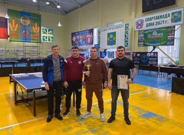 Сальчане стали третьими: в спортивном комплексе «Сальский» состоялся чемпионат Ростовской области по настольному теннису.