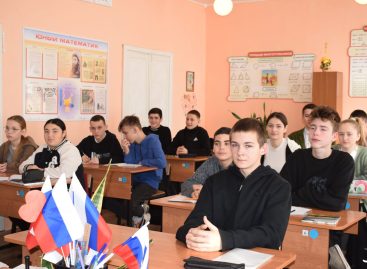 В школе № 51 села Березовка уживаются под одной крышей люди разных национальностей, культур и менталитета