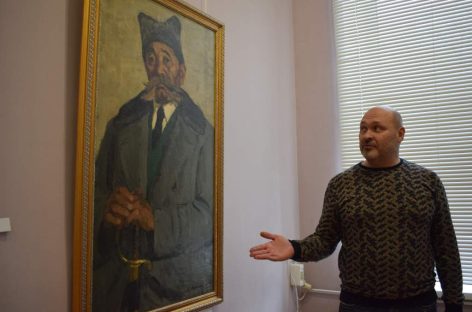 В сальском художественном музее им. В.К. Нечитайло представлена выставка «Держава армией крепка»