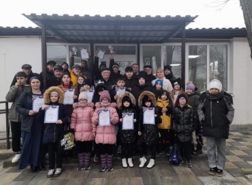 В честь Дня воинской славы в клубе «Белая ладья» парка культуры и отдыха состоялся турнир по шашкам