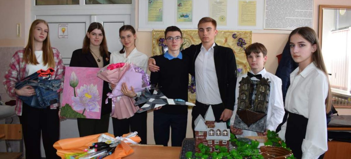 В лицее № 9 прошла XXXI конференция Сальского филиала Донской академии наук юных исследователей