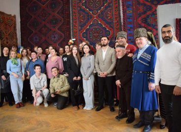 В художественном музее им. В.К. Нечитайло открылась выставка декоративно-прикладного искусства из Дагестана