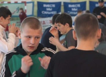 Утром — в спортзале, вечером — на ринге: юношеская сборная ЮФО по боксу тренируется в Сальске
