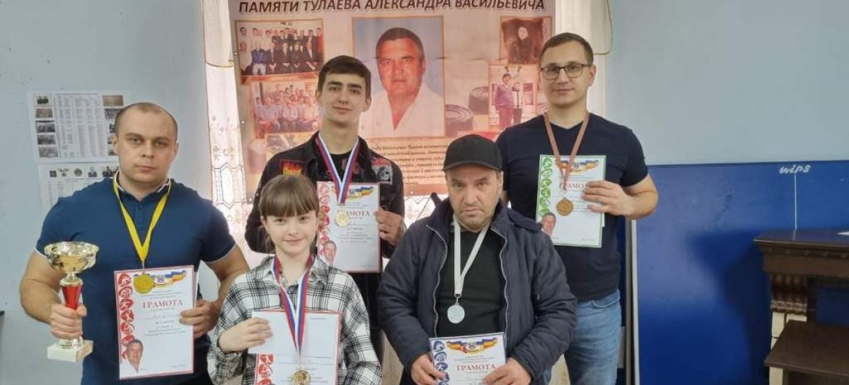 Первый среди молодёжи: сальчанин Ян Герман отличился на областных соревнованиях по русским шашкам памяти Александра Тулаева
